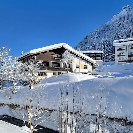 Gasthof-Pension Wulfenia Gargellen Eksteriør bilde